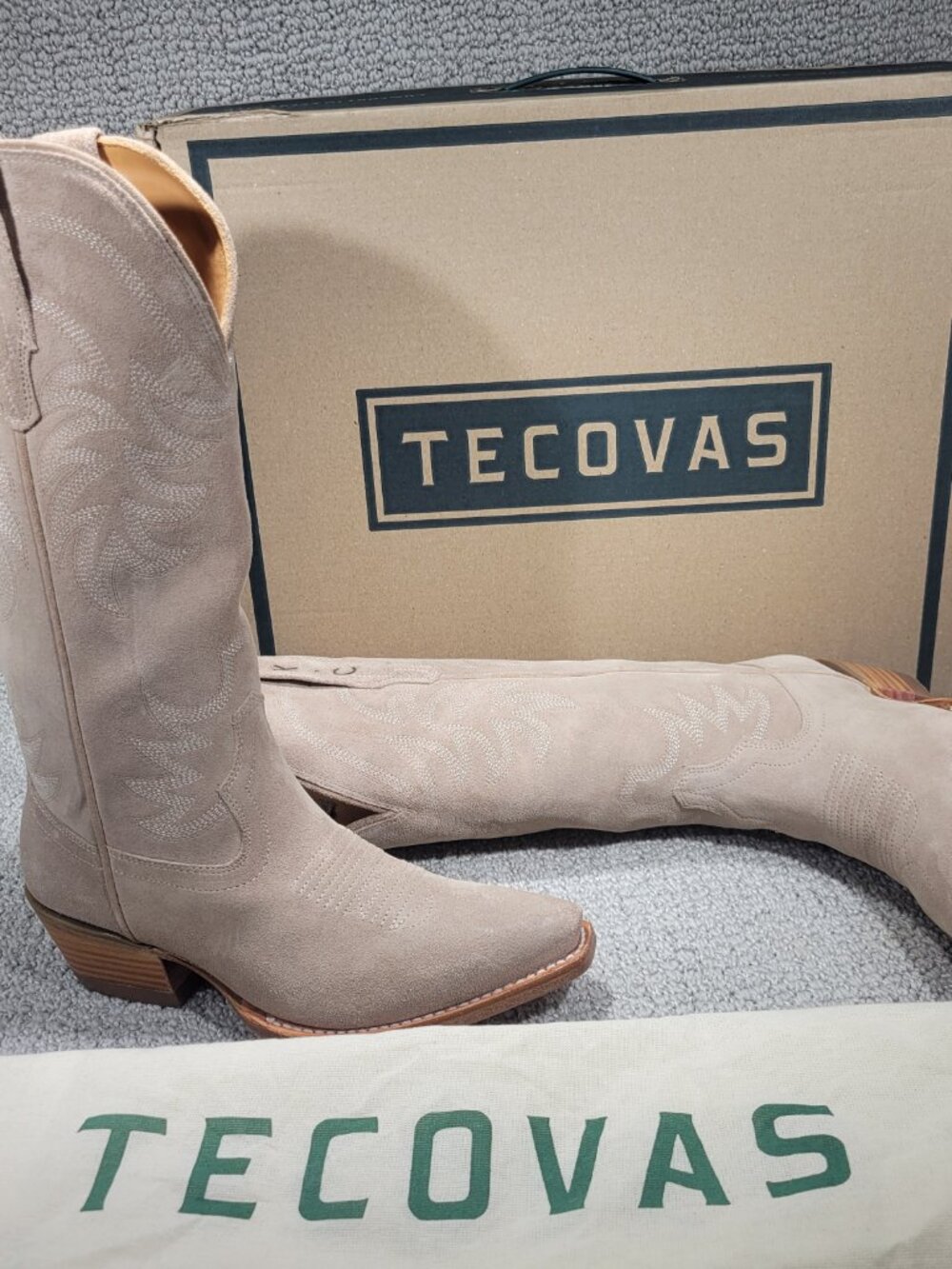 Tecovas The Annie Women's US Size 6.5B Fawn Suede Pull on Cowgirl Boots - Picture 9 of 10